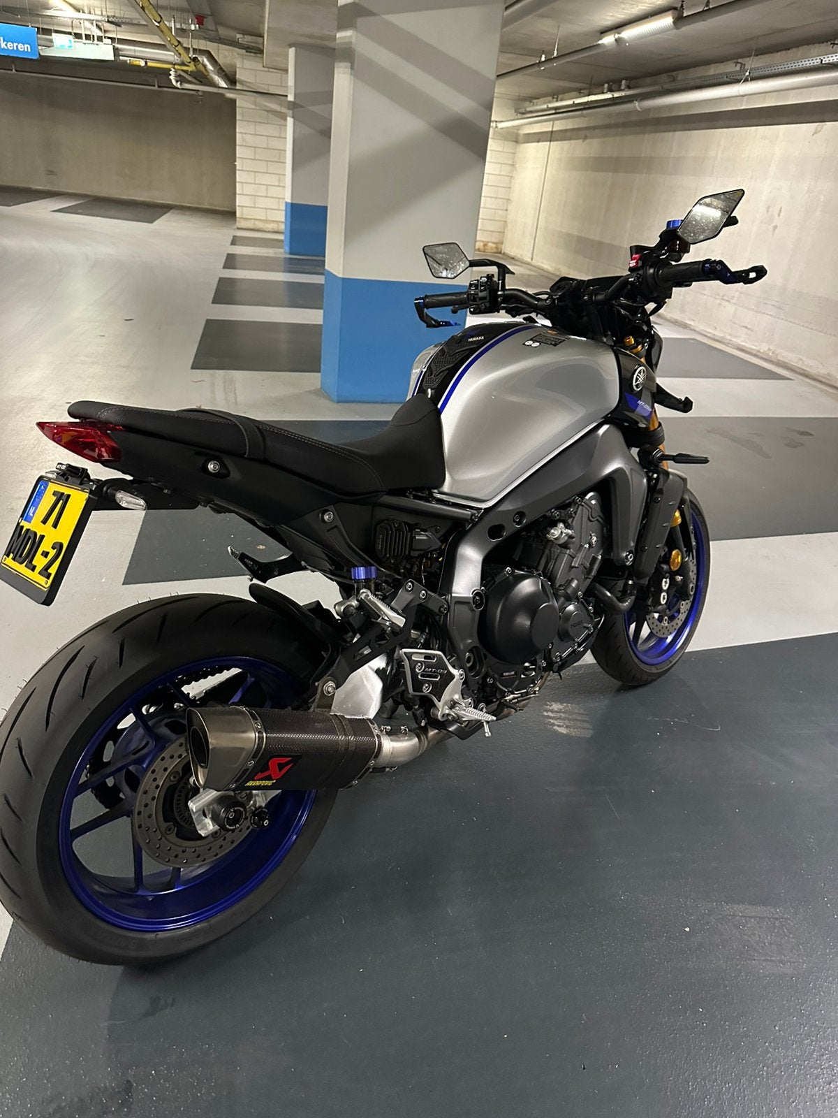 Yamaha MT09-SP 2023 + Akrapovic systeem, Motoren, Occasion, 890 cc, Motorrijbewijs A, 3 cilinders