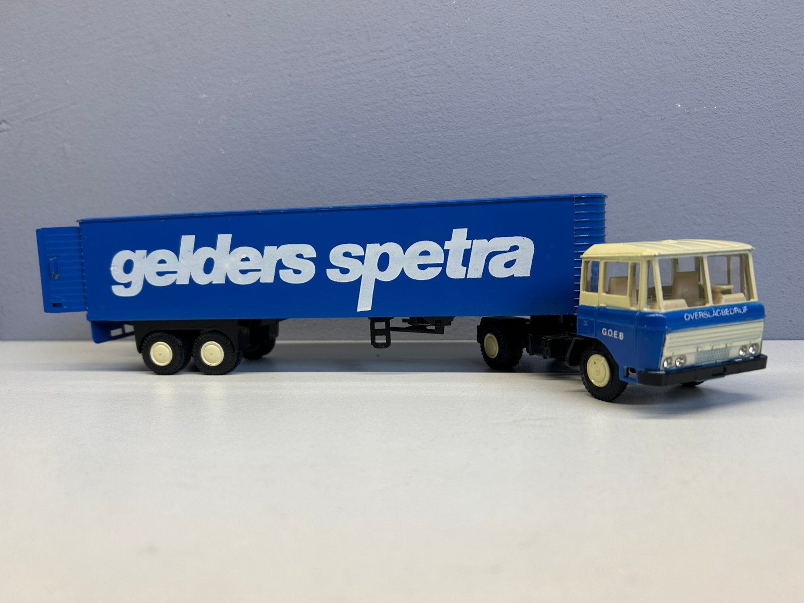 Lion toys car #36 Daf 2600 Gelders Spetra €40, Ophalen of Verzenden, Zo goed als nieuw, Bus of Vrachtwagen, Lion Toys