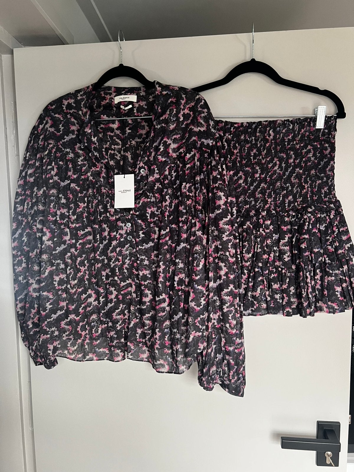 Nieuwe set Isabel Marant Etoile rok en blouse, Ophalen of Verzenden, Nieuw, Maat 38/40 (M), Zwart