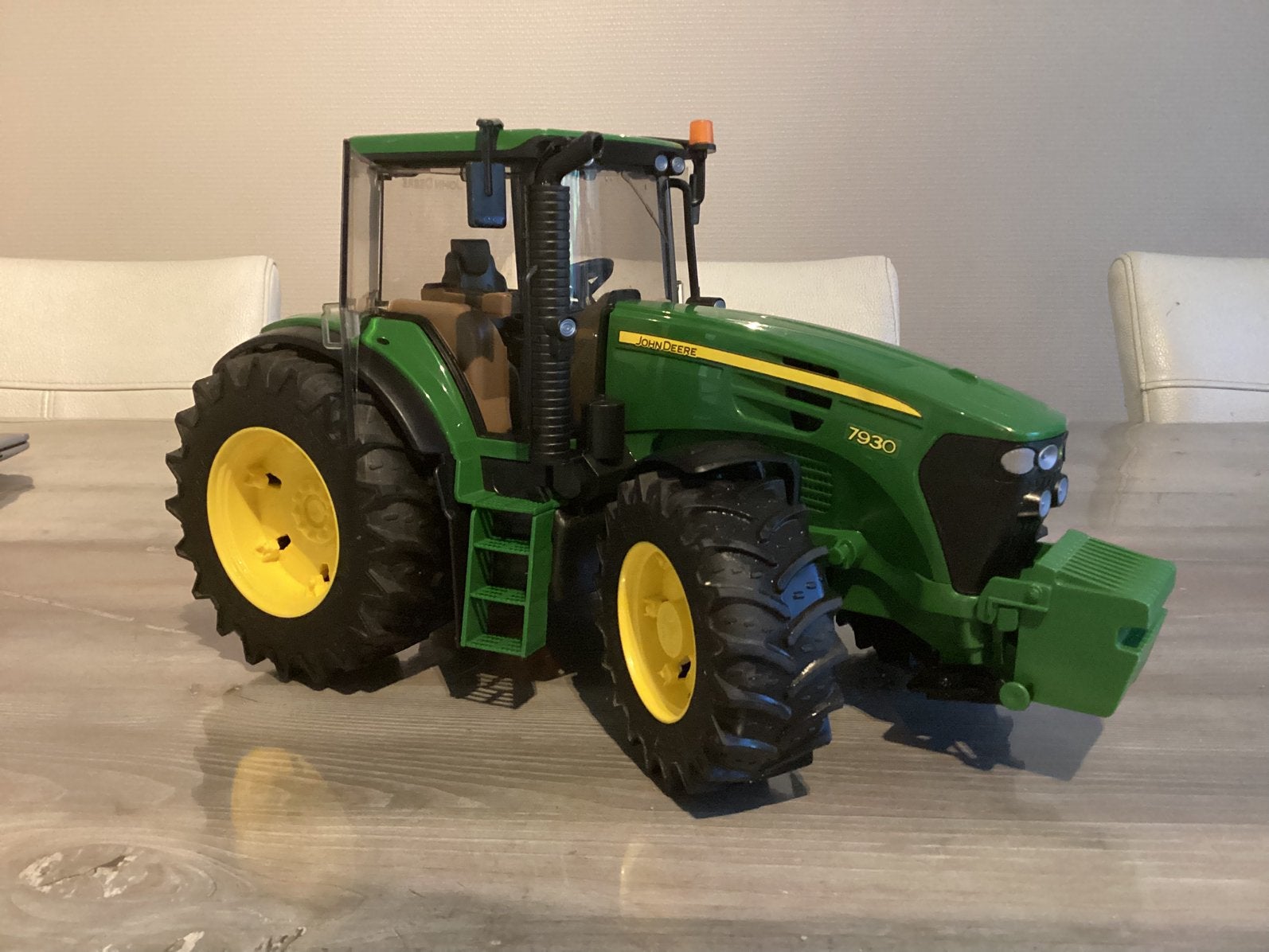 Bruder John Deere 7930 tractor, Ophalen of Verzenden, Zo goed als nieuw