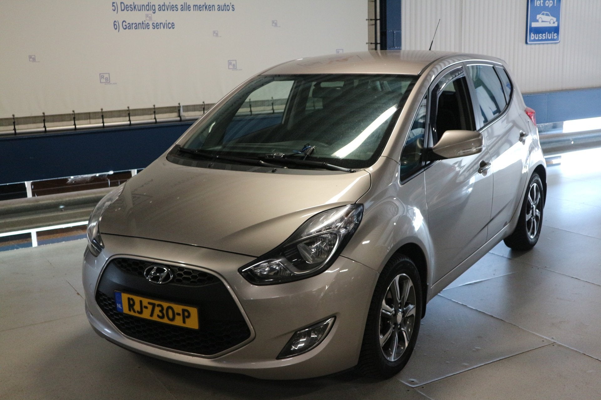 Hyundai Ix20 1.4i Go! / Camera / Velg / Airco / APK 2027 ! !, Auto's, Hyundai, Voorwielaandrijving, Gebruikt, Euro 6, 4 cilinders