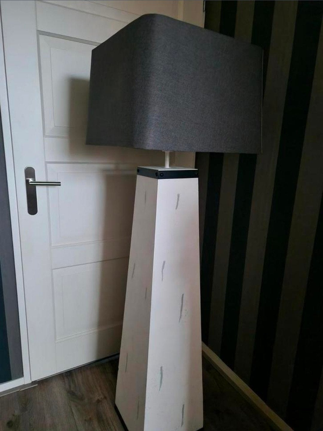 Prachtige vloerlamp met Taupe/Antraciet kap, Huis en Inrichting, Ophalen, Nieuw, E27 (groot), 150 tot 200 cm