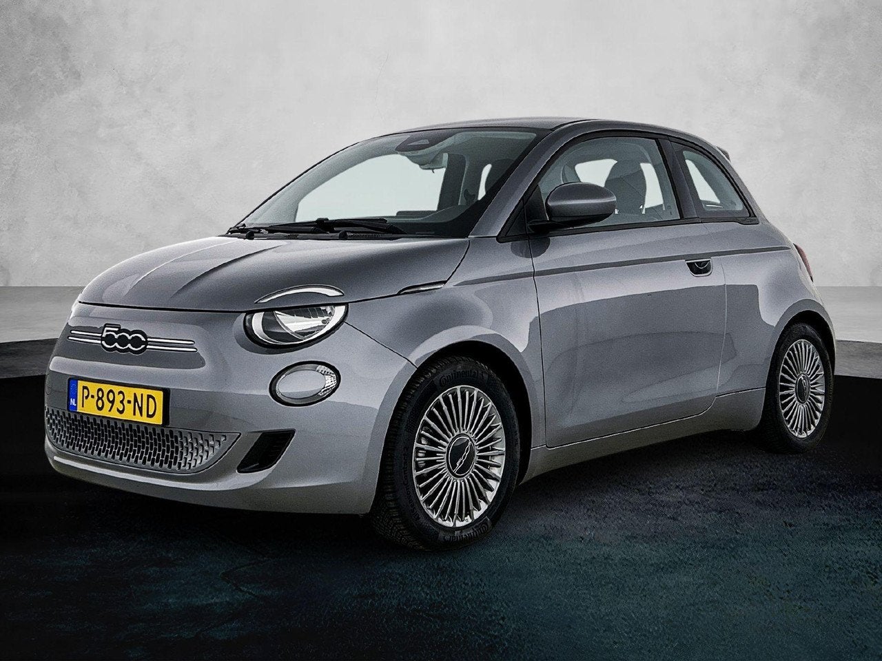 Fiat 500E Icon 118pk 42kWh Automaat | 1ste eigenaar | Camera, Auto's, Fiat, Dealer onderhouden, 118 pk, 4 stoelen, Origineel Nederlands