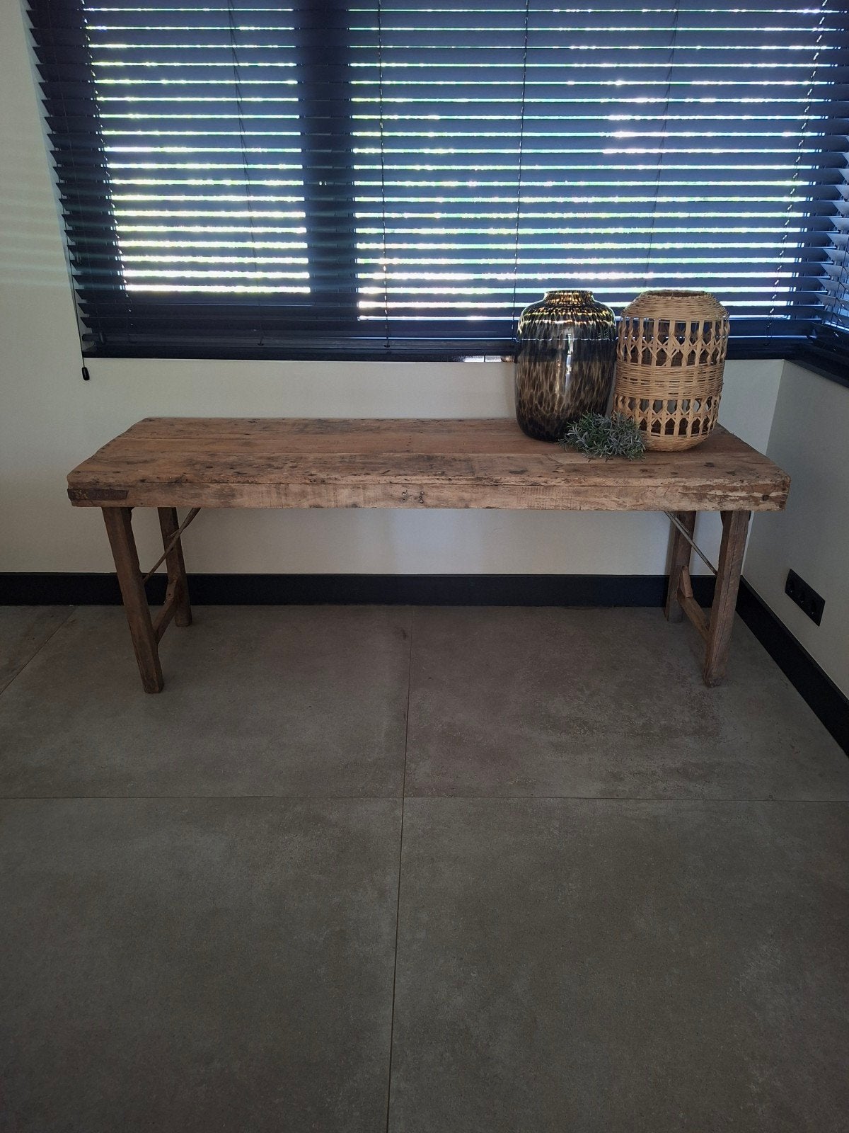 Sober landelijk sidetable, Huis en Inrichting, Ophalen, 50 tot 100 cm, Zo goed als nieuw, 25 tot 50 cm