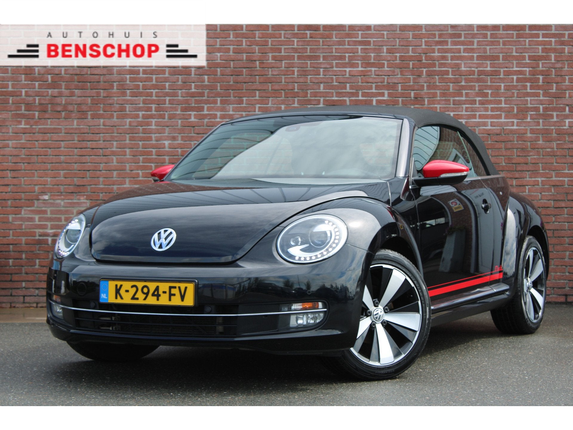 Volkswagen Beetle Cabriolet 1.4 TSI 150PK CLUB |CRUISE|18-IN, Gebruikt, 4 stoelen, Zwart, 1390 cc