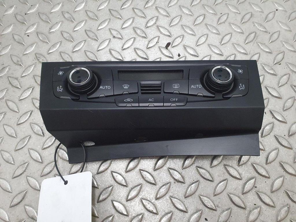 AUDI A4 TFSI KACHEL BEDIENINGSPANEEL 2010, Auto-onderdelen, Ophalen of Verzenden, Gebruikt, Stiba lid