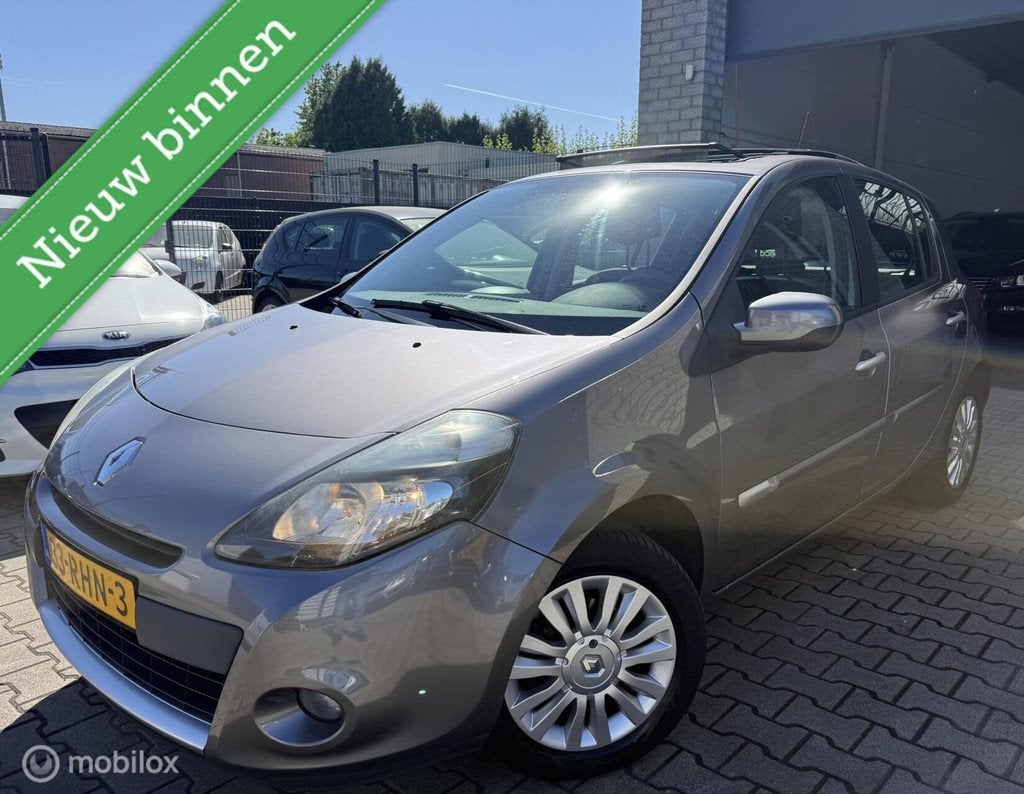Renault Clio 1.2 Collection / 121.000KM /Origineel NL /N.A.P, Auto's, Renault, Voorwielaandrijving, Euro 5, Gebruikt, 4 cilinders