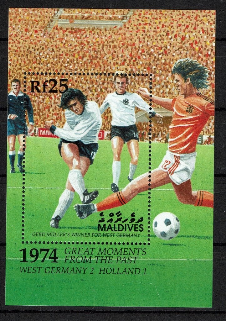 MALDIVES 2001 PF BLOK VOETBAL SOCCER SPORT, Ophalen of Verzenden, Postfris, Sport