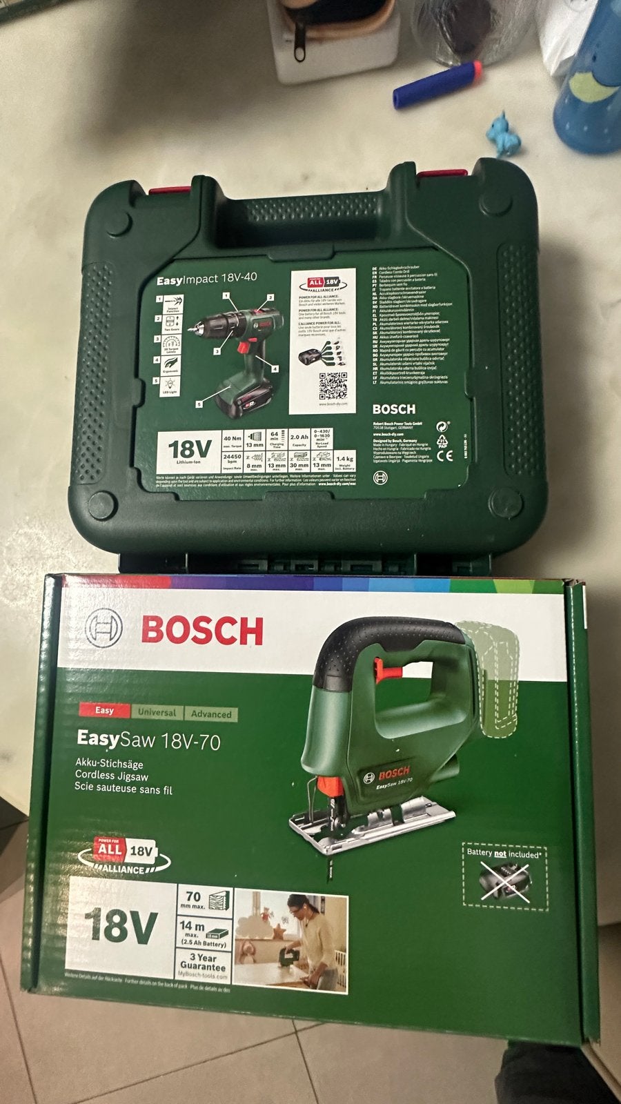 Bosch EasyImpact 18V-40 en EasySaw 18V-70 set met 2 accu's, Ophalen of Verzenden, Nieuw, Boor- en Schroefmachine, Klopboormechanisme