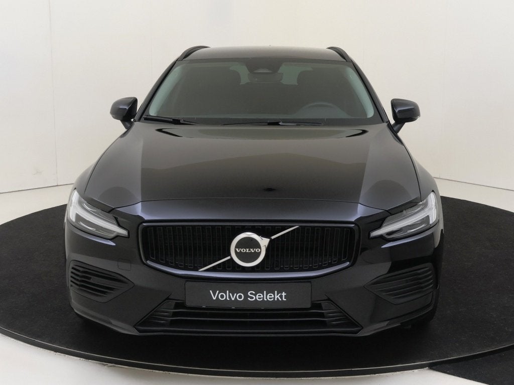 Volvo V60 T6 Essential | Apple Carplay /Android auto | Stoel, Auto's, Automaat, Gebruikt, 4 cilinders, Zwart