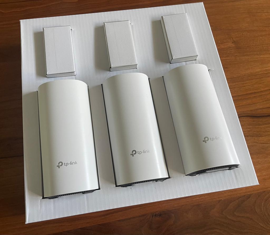 3 x TP-Link wifibooster Deco M4, Ophalen of Verzenden, Zo goed als nieuw