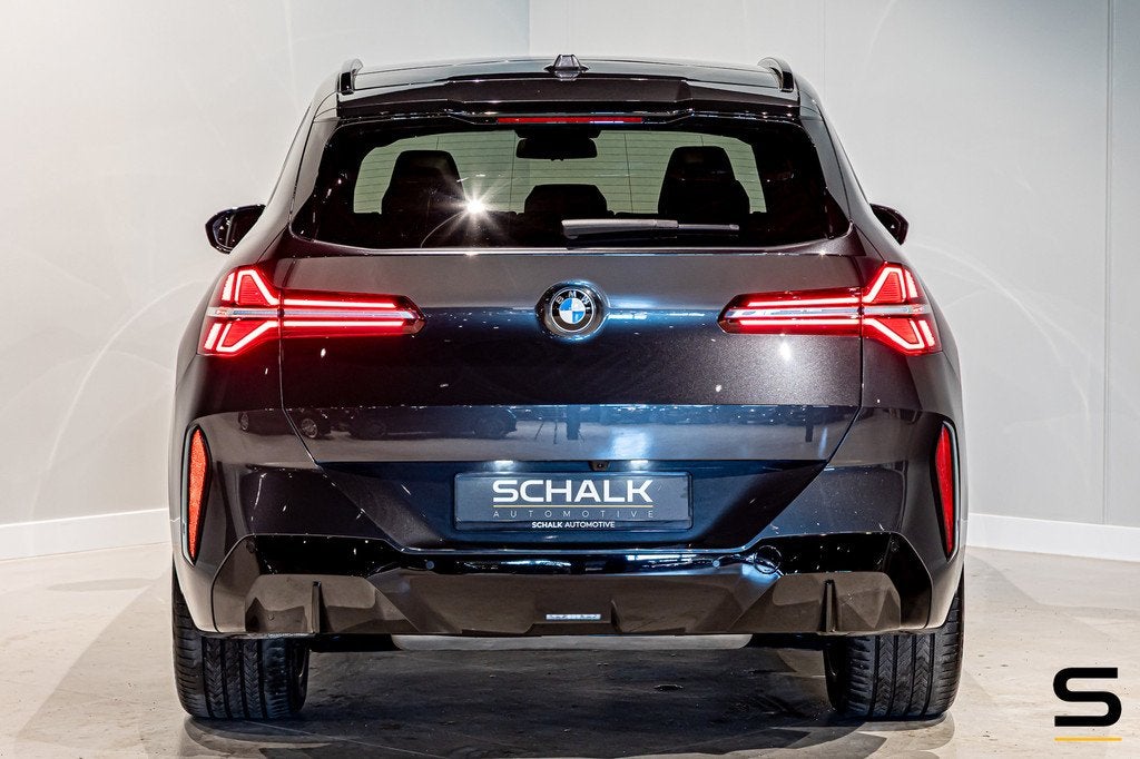 BMW X3 30e xDrive|M-sport|Fiscaal aantrekkelijk|Pano|FullOpt, Auto's, BMW, Automaat, 1998 cc, Zwart, 4 cilinders