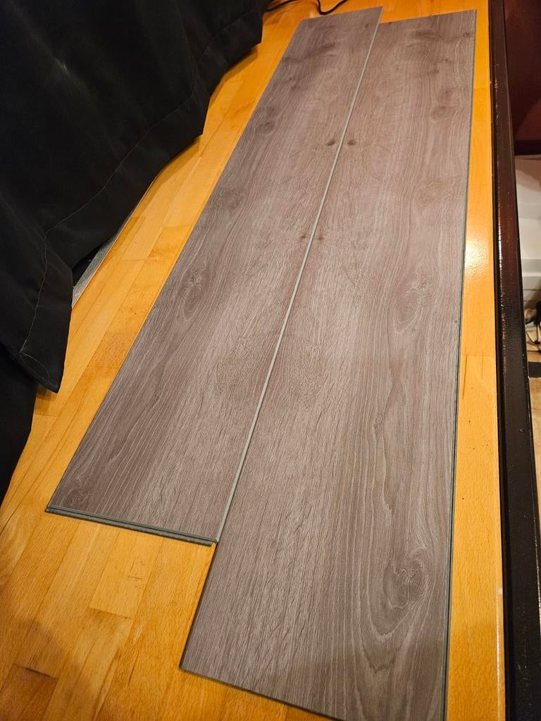 Ikea Laminaat Torrang grijs - 18,8m² met geluiddemping, Huis en Inrichting, Stoffering | Vloerbedekking, Ophalen, Nieuw, Landelijk