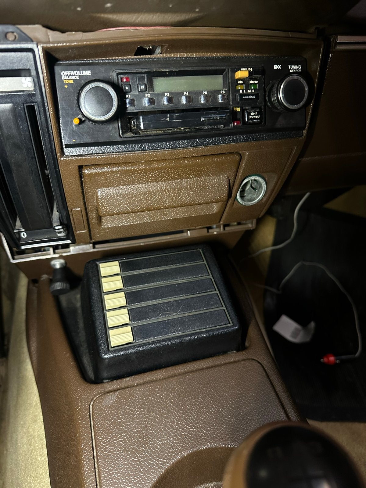 Oude radio en cassette houder voor in de auto, Ophalen of Verzenden, Gebruikt