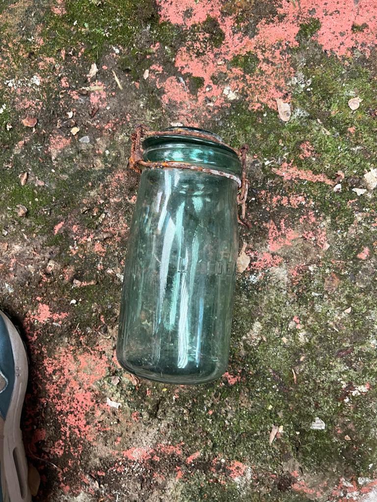 Vintage Weckpot met Roestige Sluiting - Groen Glas, Ophalen, Zo goed als nieuw