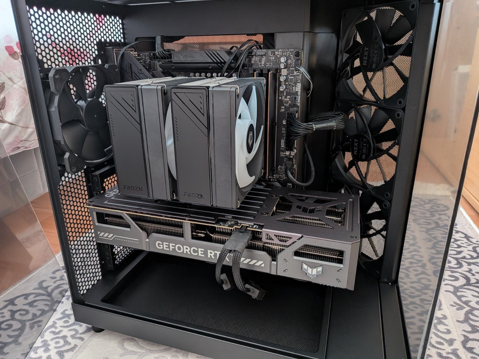 High End 7800X3D + RTX 5070 + 32GB DDR5 Gaming PC, Computers en Software, Ophalen, 32 GB, Zo goed als nieuw, AMD Ryzen 7