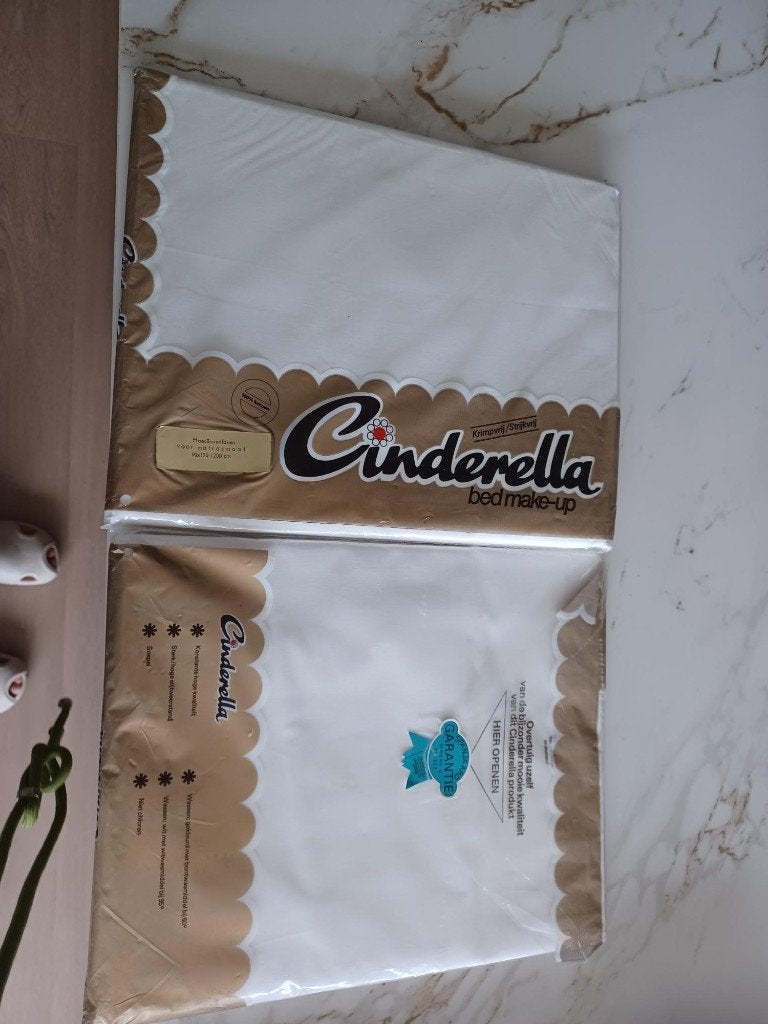 2 Nieuw Cinderella Hoesbovenlaken beddengoed Lakens 90x200, Ophalen of Verzenden, Nieuw, Tweepersoons, Wit