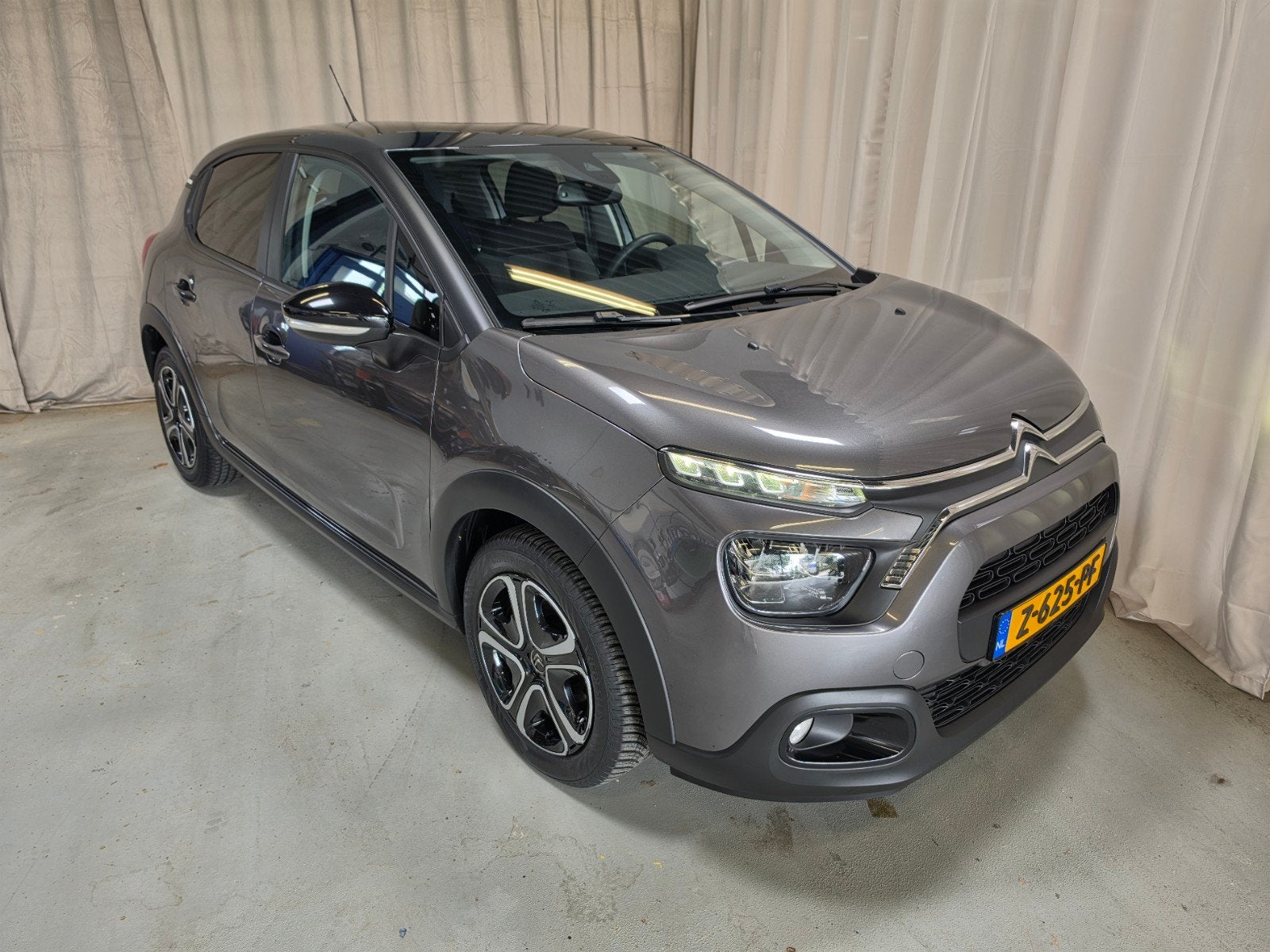 Citroën C3 Shine 2021 Grijs/Zwart, nieuwe riem en APK 34 dKm, Voorwielaandrijving, 83 pk, Zwart, 1199 cc