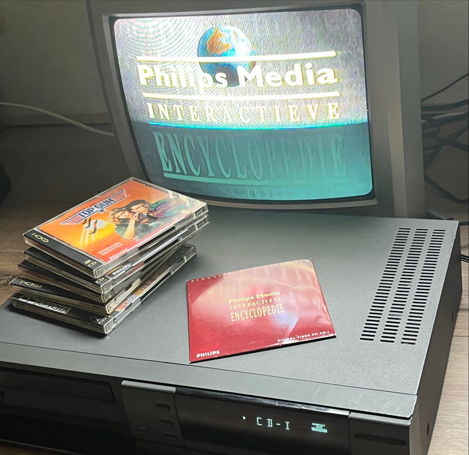 Philips CD-i CDI220/60 met spellen en encyclopedie, Spelcomputers en Games, Spelcomputers | Overige, Ophalen of Verzenden, Gebruikt