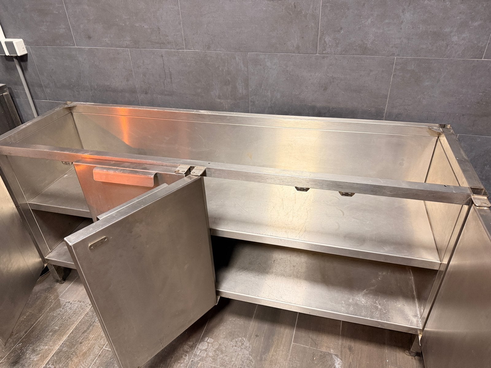 RVS Horeca Werkbank / Onderkast – 180 x 56 x 83 cm, Ophalen, Gebruikt, RVS Meubilair