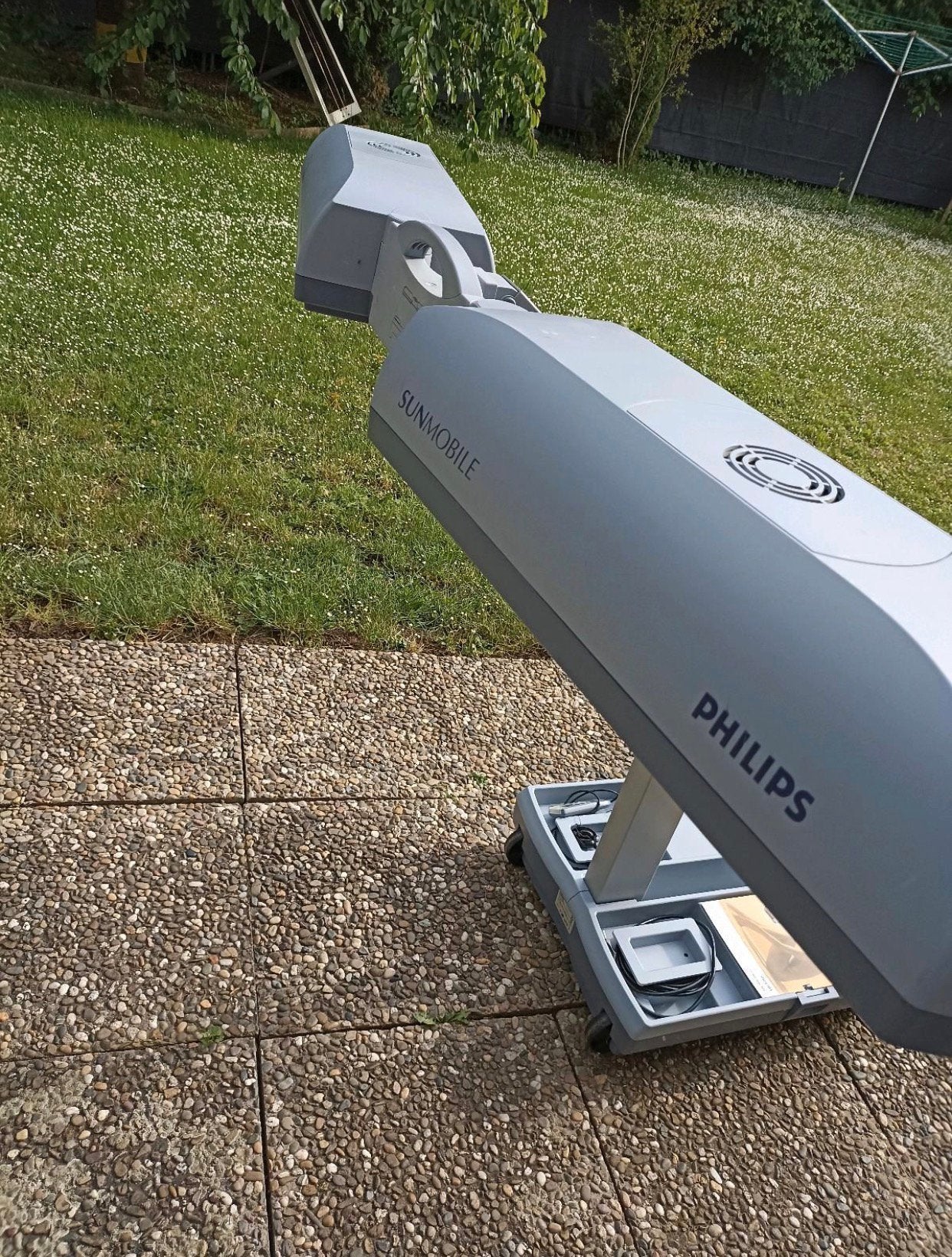 Opvouwbare zonnebank Philips hb 950 2x, Ophalen, Zo goed als nieuw, Zonnebank enkelzijdig, Minder dan 10 lampen
