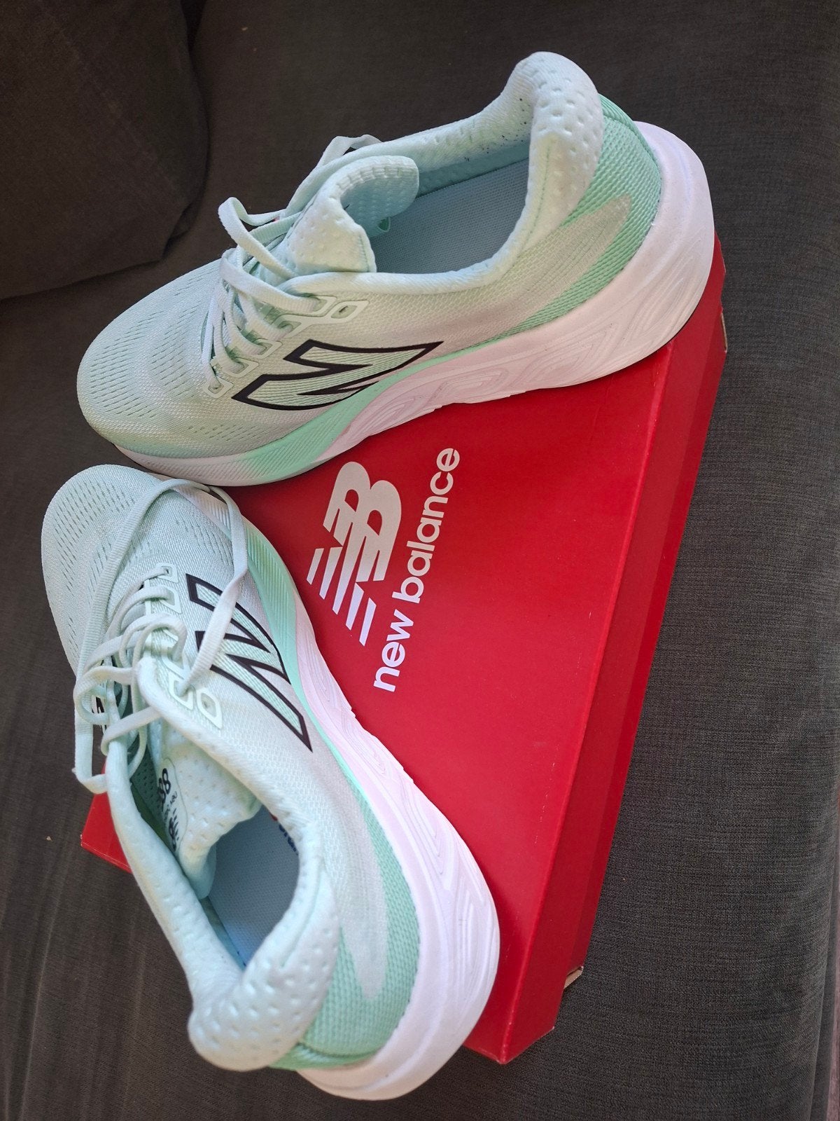 New Balance hardloopschoenen dames, Hardloopschoenen, Zo goed als nieuw, Hardlopen, Ophalen