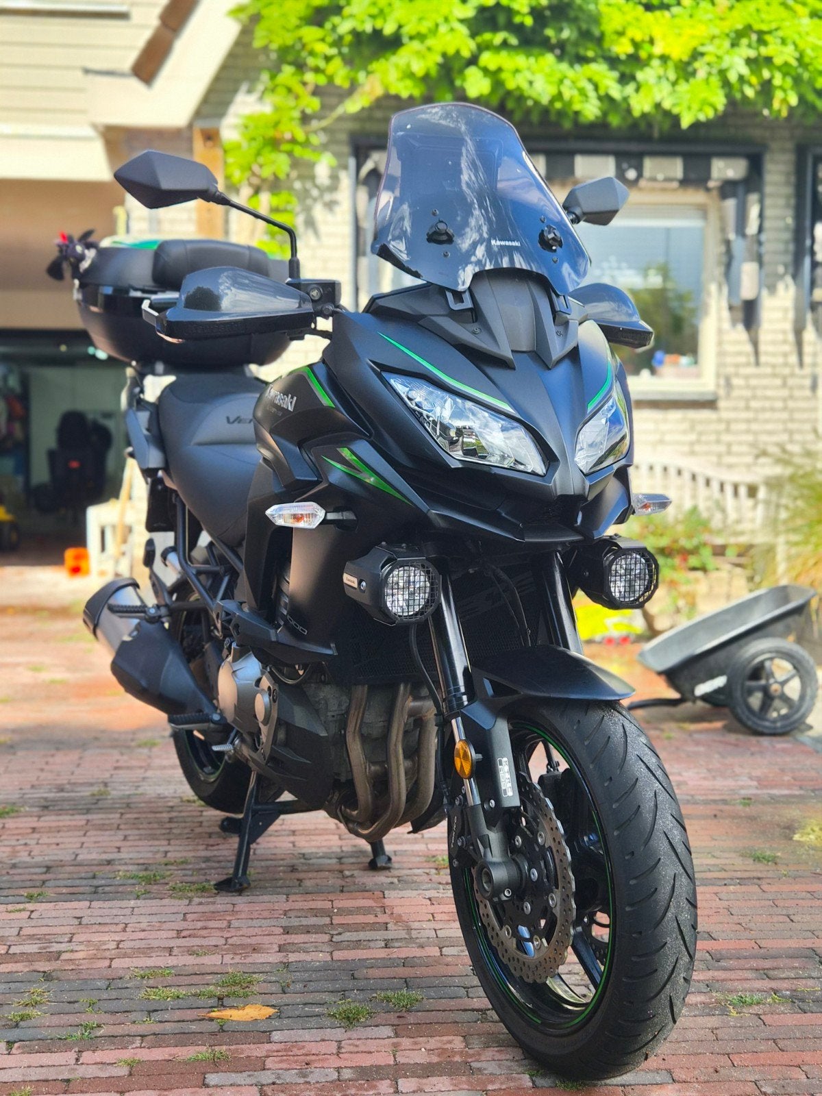 Kawasaki Versys 1000 Grand Tourer. Onlangs grote beurt gehad, 4 cilinders, Motorrijbewijs A, Particulier, Toermotor