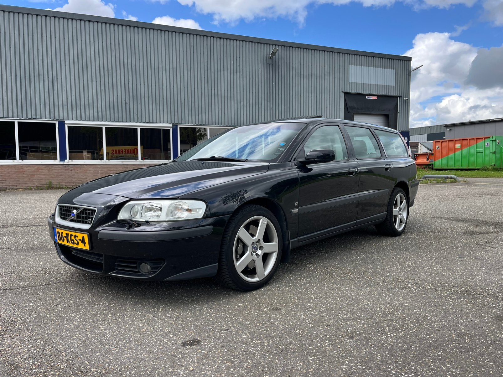 Volvo V70 2.5 R | Geshimd blok | Custom RVS catback, Automaat, 1800 kg, Stationwagon, Vierwielaandrijving