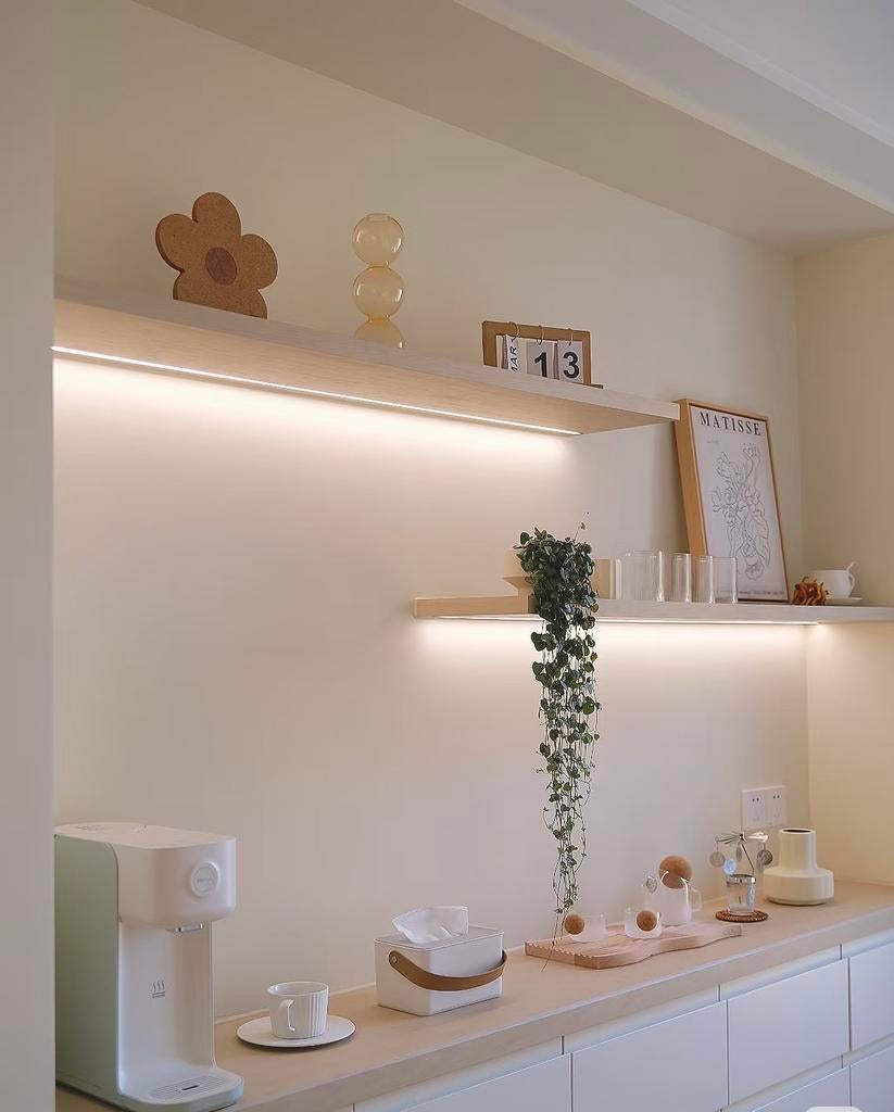 Nieuwe wandplanken met ingebouwde LED-verlichting, Ophalen, Nieuw