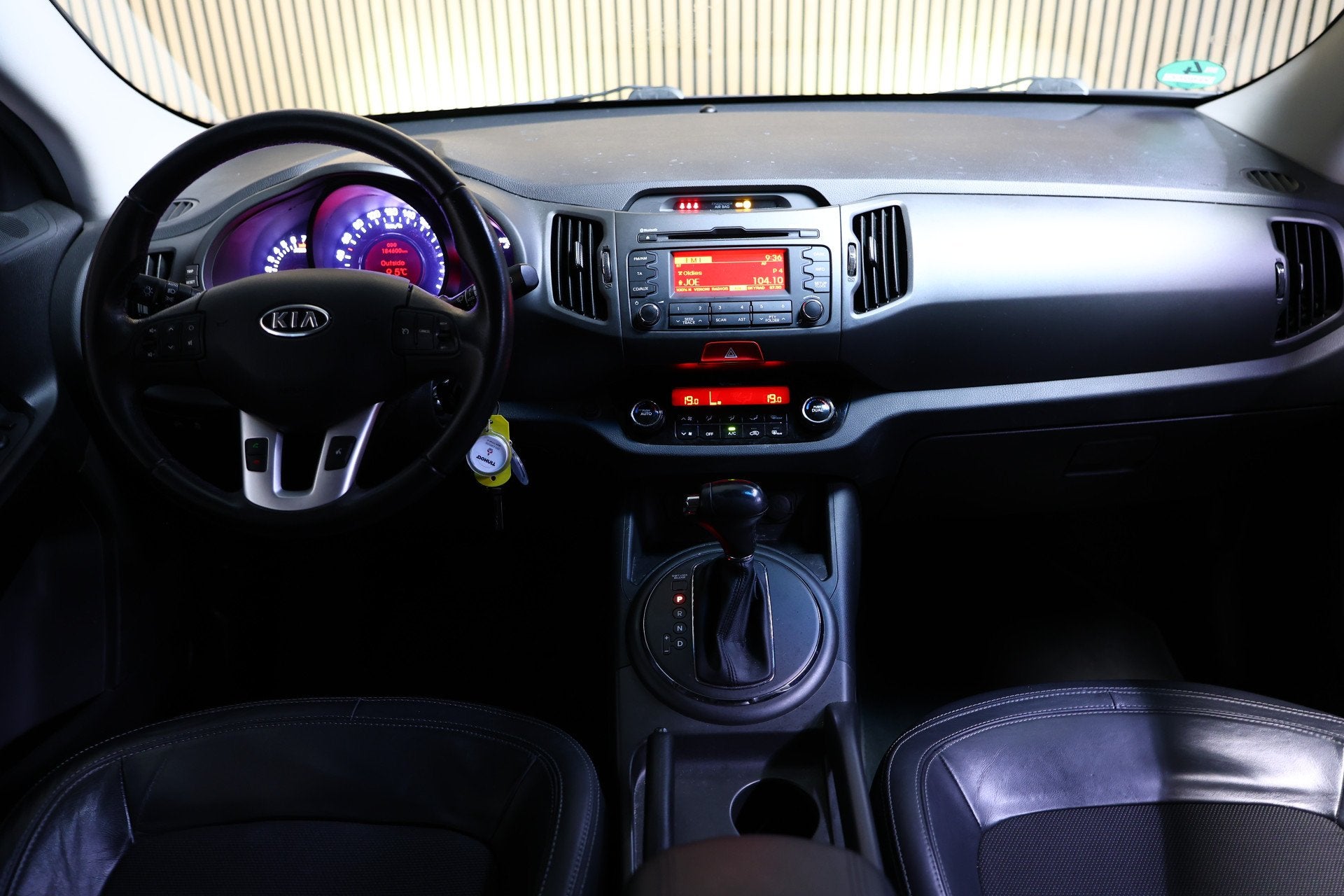 Kia Sportage 2.0 X-Ecutive Plus Pack AUTOMAAT LEER BT PDC TR, Auto's, Gebruikt, Zwart, 4 cilinders, Leder en Stof
