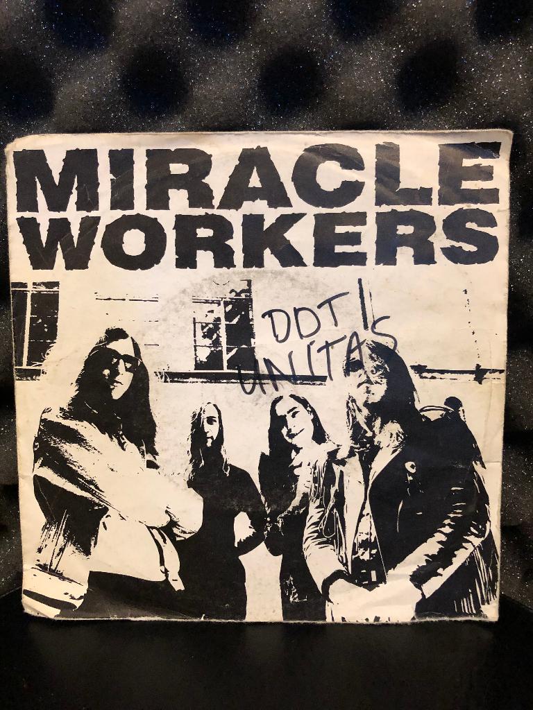 Miracle Workers when a woman calls my name 7inch groen vinyl, Ophalen of Verzenden, Gebruikt, Rock en Metal