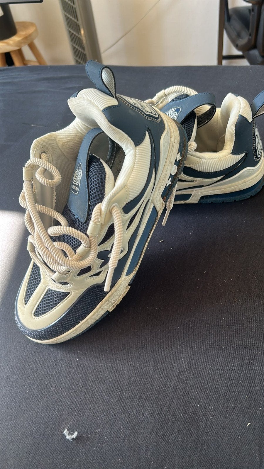 Louis Vuitton LV Trainer Sneakers - Blauw/Wit, Ophalen of Verzenden, Gedragen, Blauw, Sneakers of Gympen