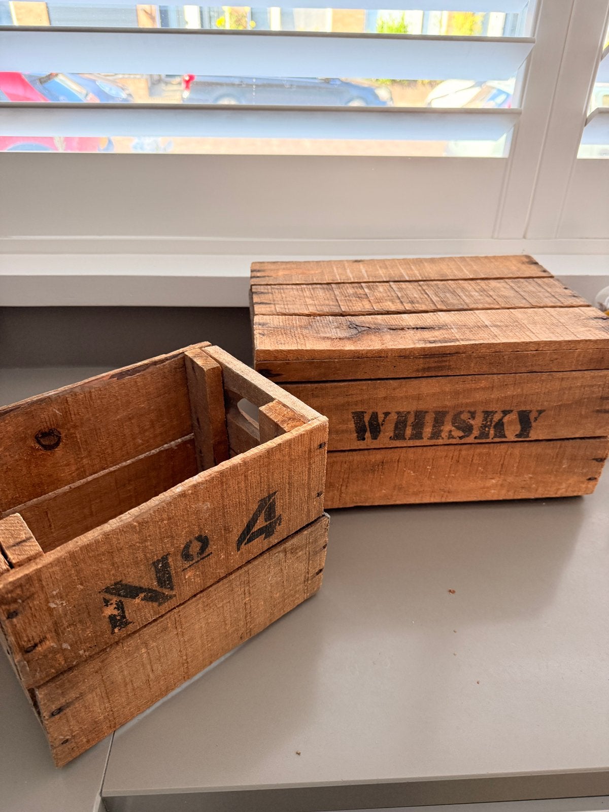 Set van 2 houten kistjes - 'Whisky' en 'No. 4', Ophalen, Zo goed als nieuw, Minder dan 50 cm
