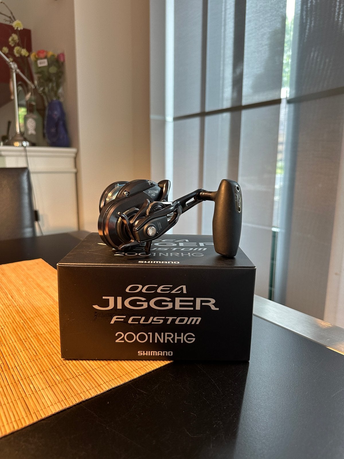 Shimano Ocea Jigger F Custom 2001NRHG - Nieuwstaat, Ophalen of Verzenden, Zo goed als nieuw, Molen