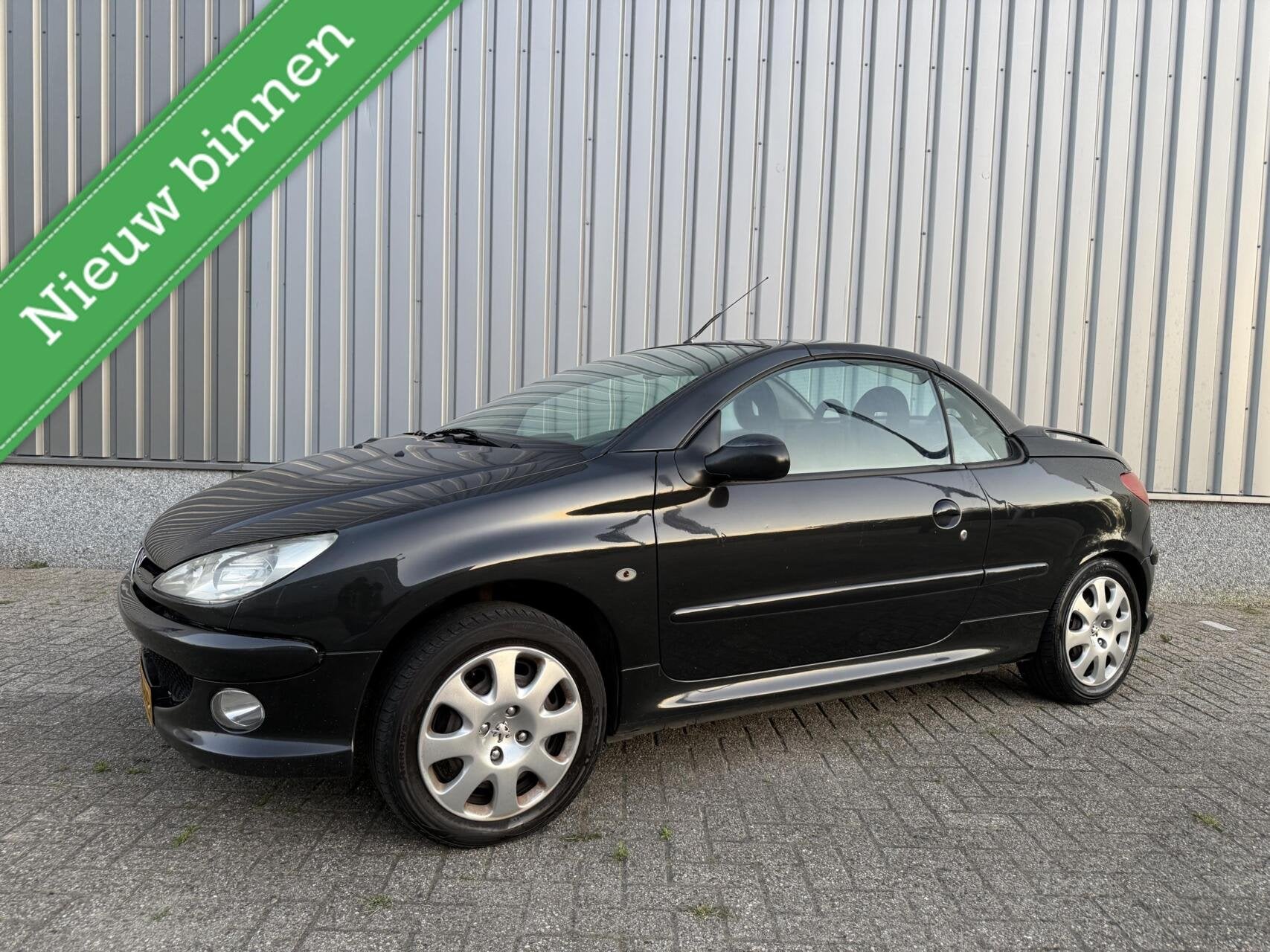 ✅ Peugeot 206 CC 1.6-16V Apk tot 2-2027, Auto's, Voorwielaandrijving, Gebruikt, 4 cilinders, Cabriolet