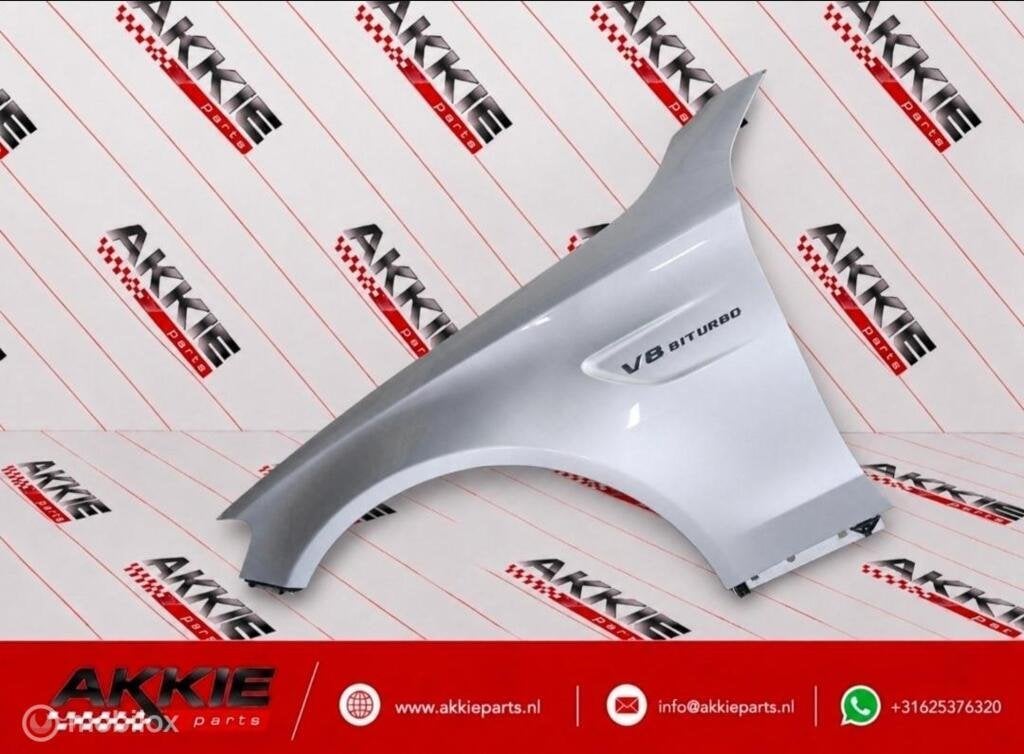 Mercedes C63 AMG spatbord W205 S205 A2058800418, Gebruikt, Ophalen of Verzenden