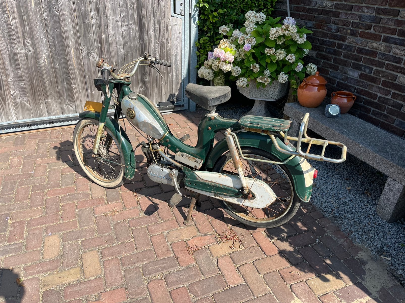 Sparta schuurvondst sachs blok 2 hand, Fietsen en Brommers, Brommers | Oldtimers, Ophalen, Sparta