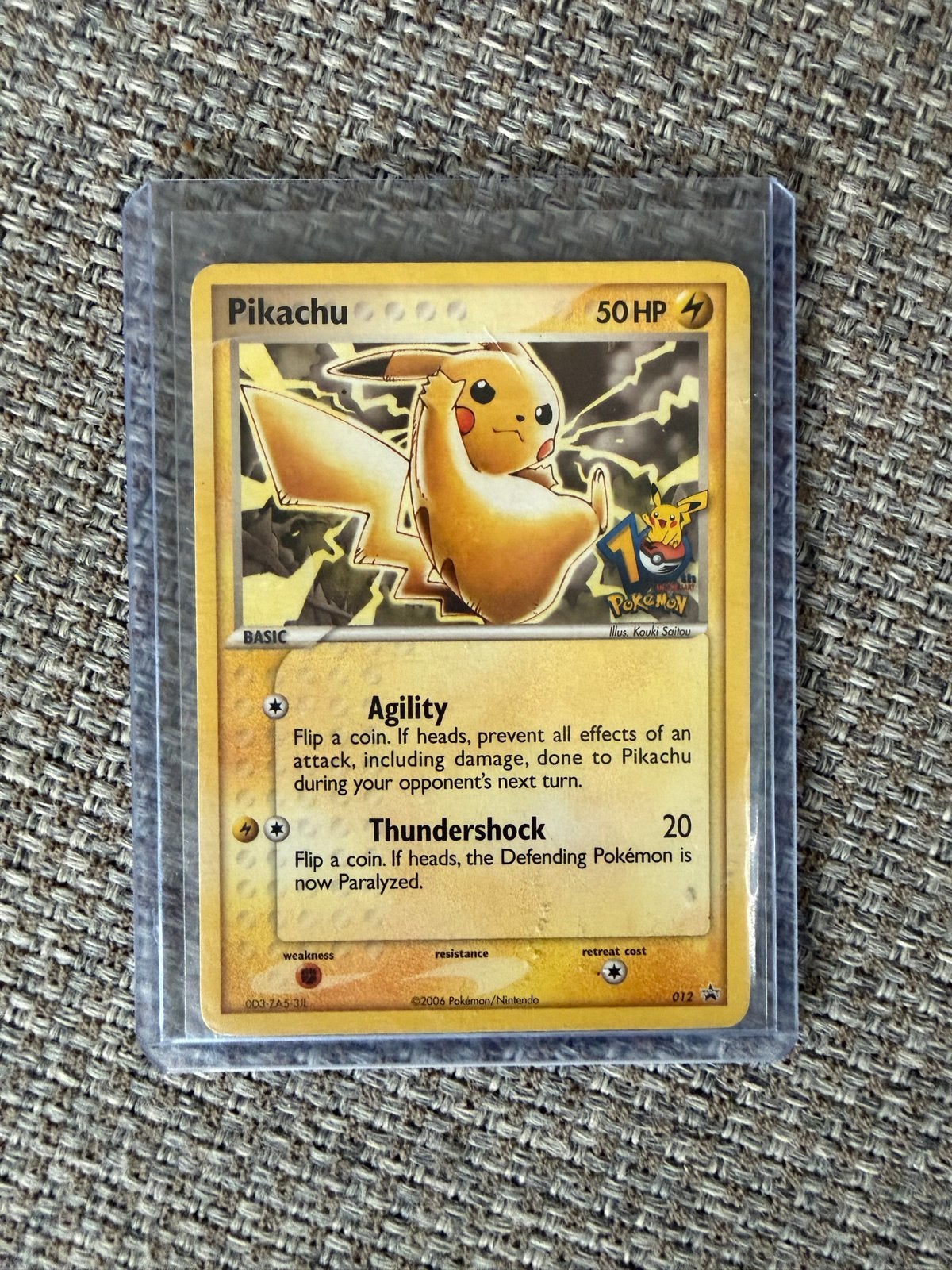 Pikachu 012/017 - Pokémon kaart (2006), Ophalen of Verzenden, Zo goed als nieuw, Losse kaart