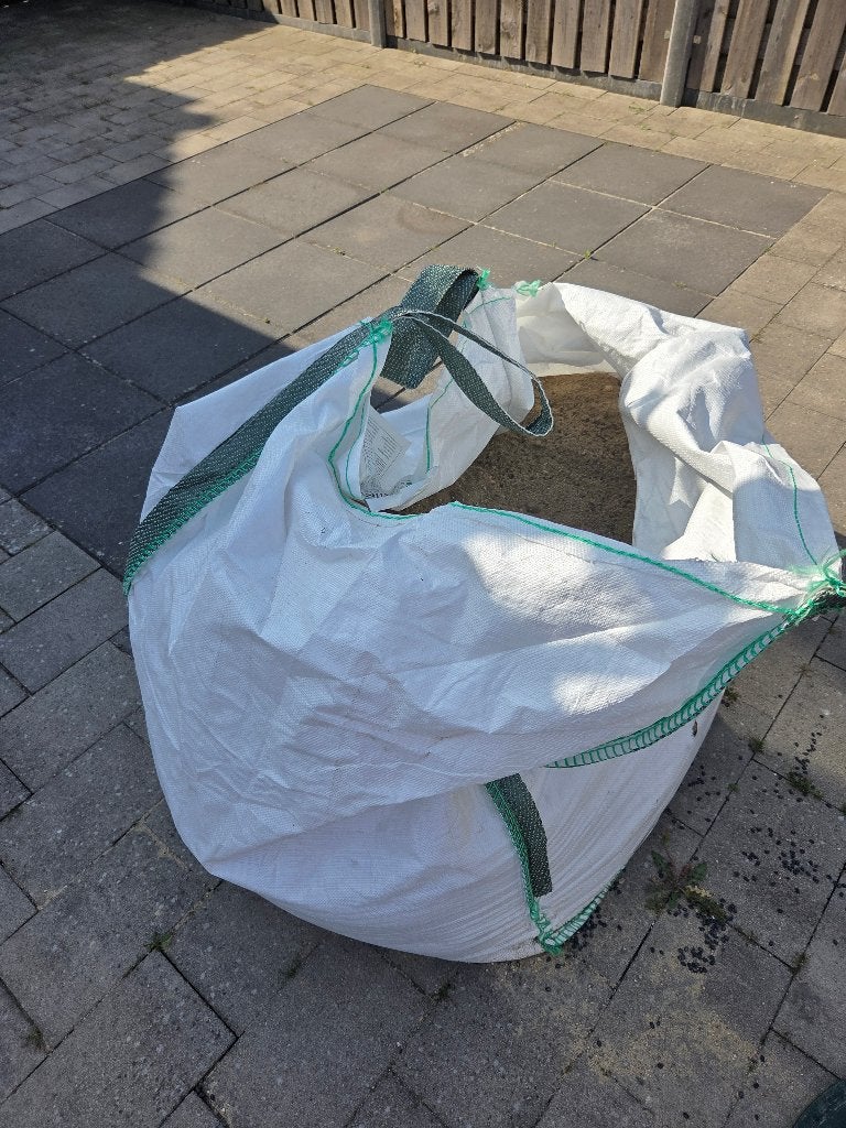 GRATIS straatzand meenemen circa halve kuub, Tuin en Terras, Ophalen, Nieuw, Straatzand