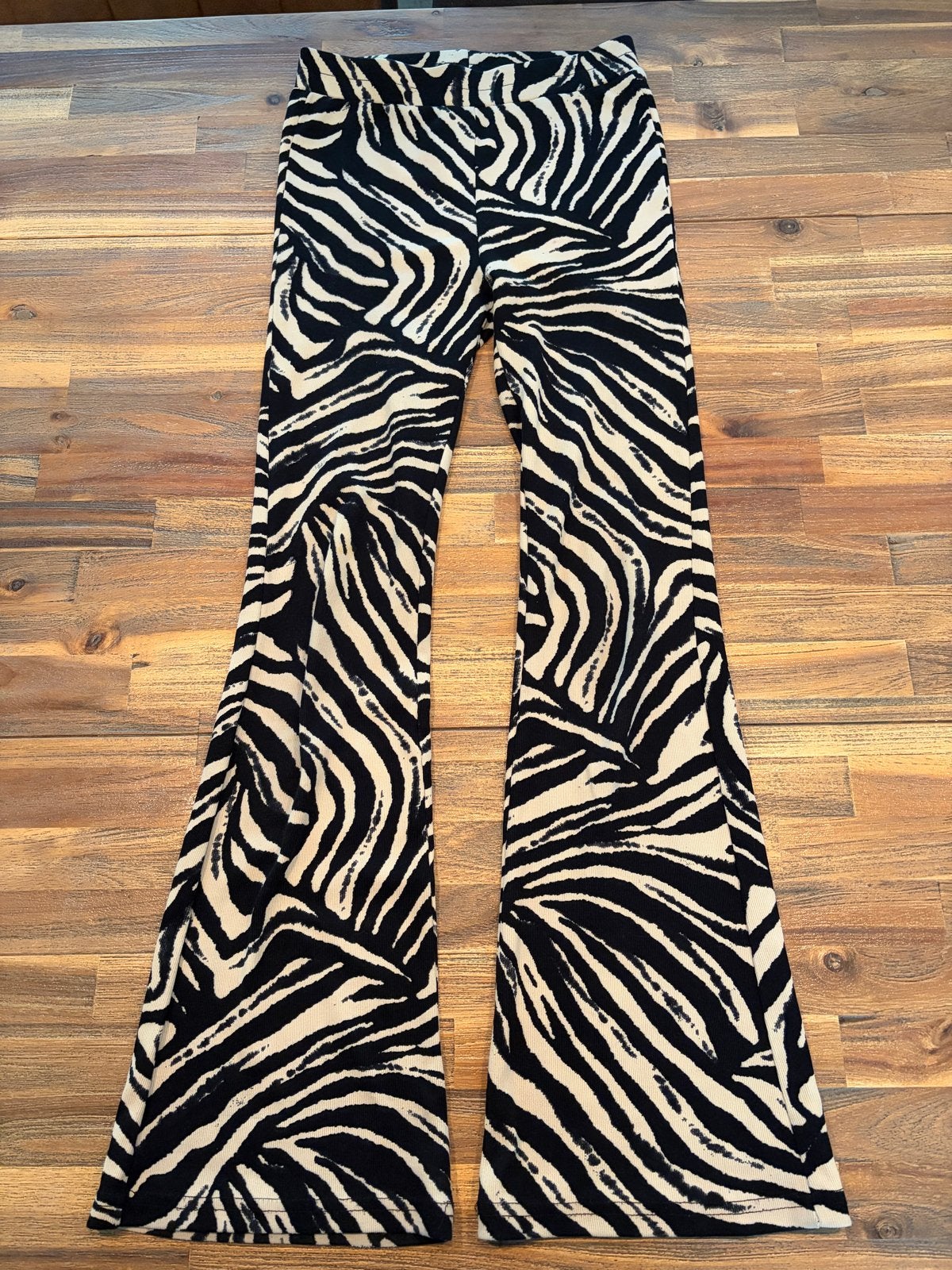 Shoeby Zebra flared broek maat 146/152, Zwart, Ophalen of Verzenden, Zo goed als nieuw, Maat 34 (XS) of kleiner