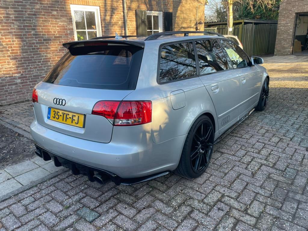 Audi A4 3.2 FSI V6 Avant Quat 188KW AUT 2006 Grijs, Automaat, 1800 kg, A4, Origineel Nederlands