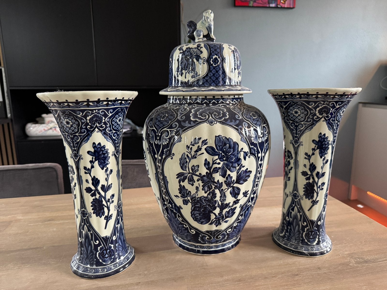 Prachtige 3-delige Kaststel Delfts Blauw – Royal Boch, Ophalen