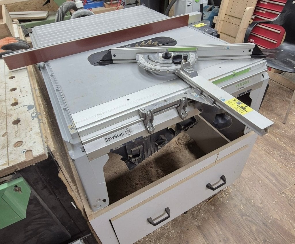 festool tks 80 sawstop gebruikt, Doe-het-zelf en Verbouw, Gereedschap | Zaagmachines, Ophalen, Cirkelzaag, Zo goed als nieuw, 30 tot 70 mm