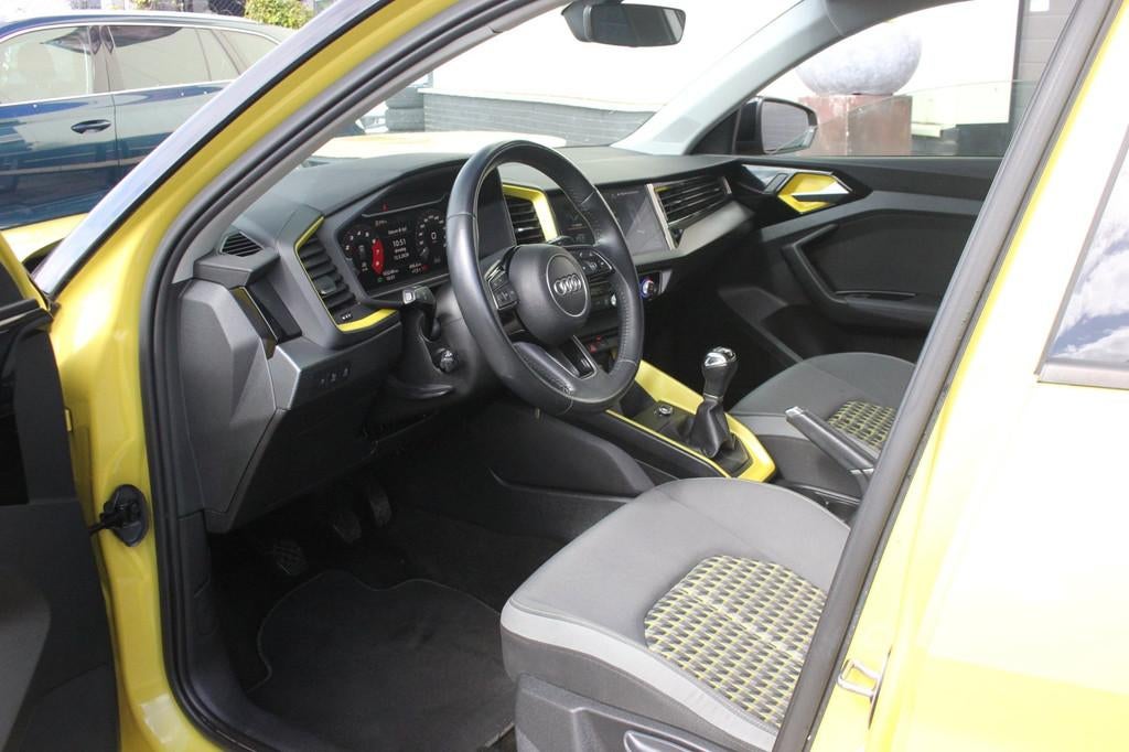 Audi A1 Sportback 30 TFSI Pro Line | Carplay | Virtual Cockp, Voorwielaandrijving, Stof, Euro 6, LED verlichting