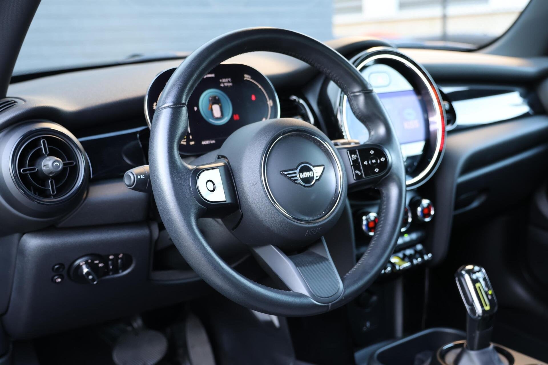 Mini Electric Classic 33 kWh | NAVI | Carplay | SOH 95.5% |, Auto's, Dealer onderhouden, Gebruikt, 33 kWh, 4 stoelen