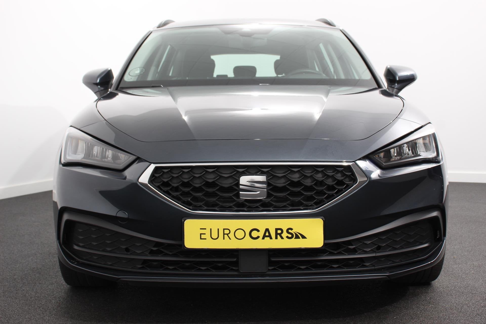 SEAT Leon Sportstourer 1.5 eTSI 150pk DSG Style Navigatie Ap, Auto's, Stof, 4 cilinders, 700 kg, Leon