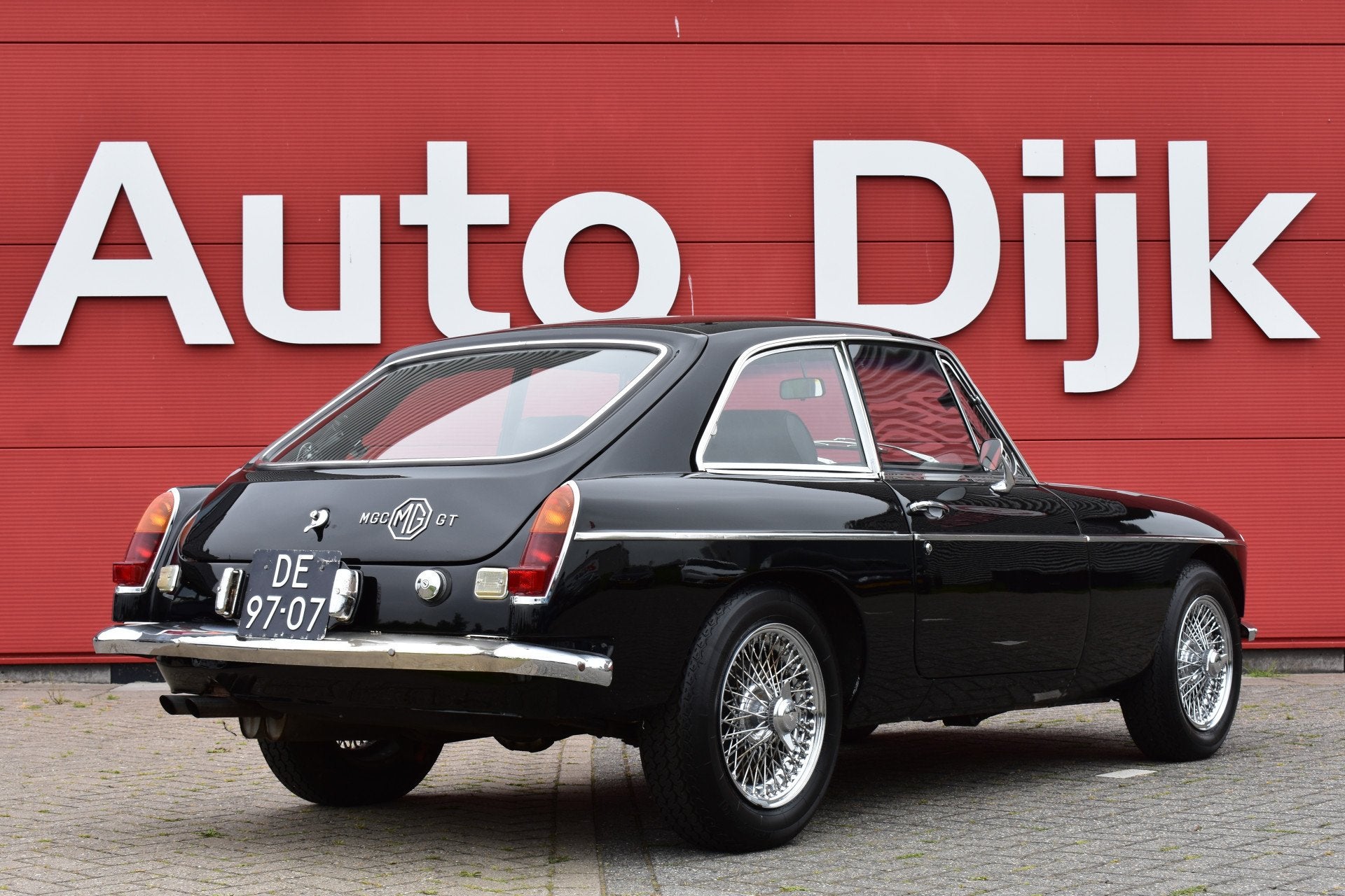MG C-Type GT C-GT | Mooie staat | Met rallymeters (bj 1969), Auto's, Lederen bekleding, Zwart, Overige carrosserieën, Zwart