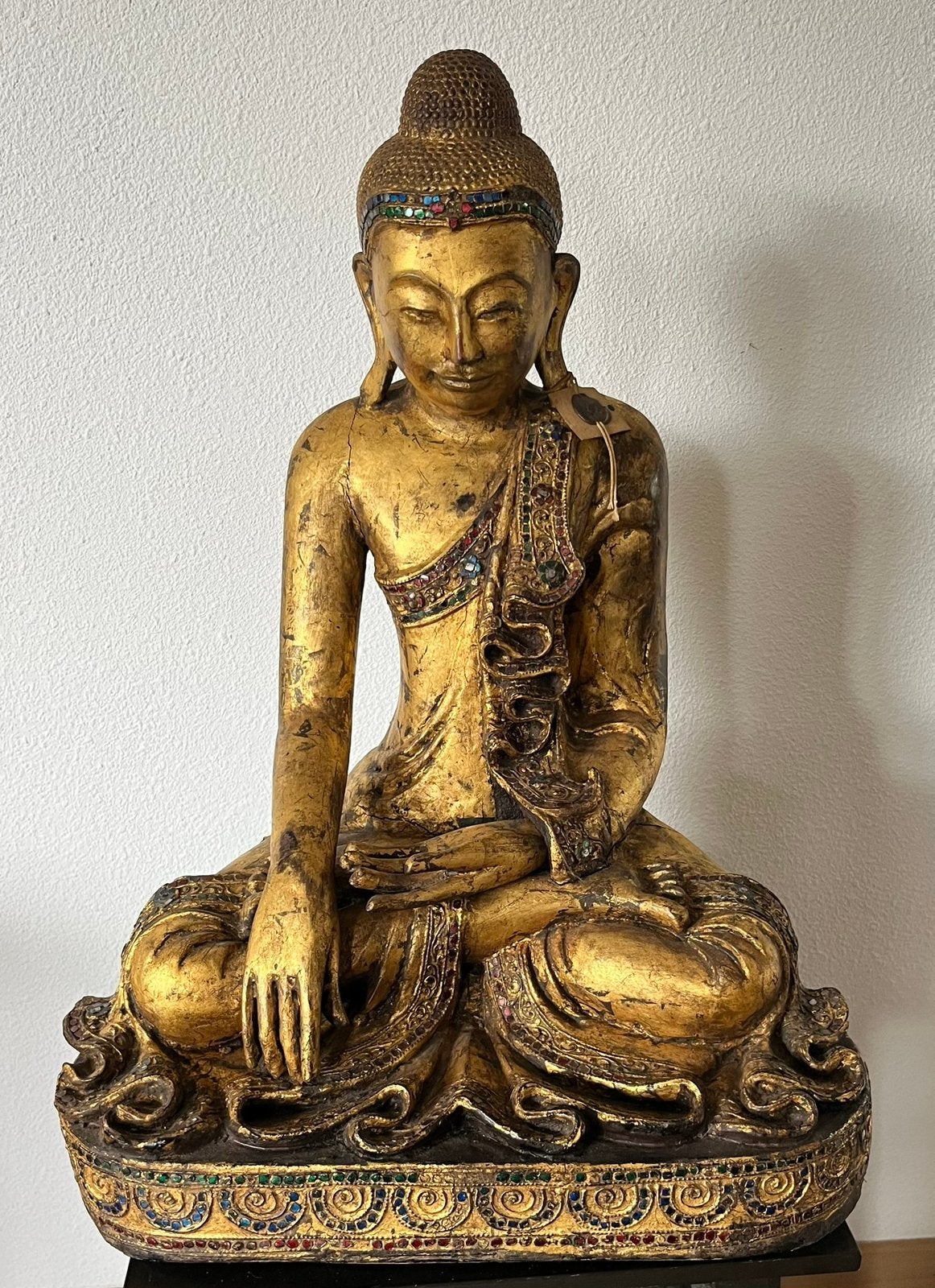 Birmese Mandalay Boeddha (57 cm) – 24kt Goud & Certificaat, Ophalen, Zo goed als nieuw, Hout, Handgemaakt