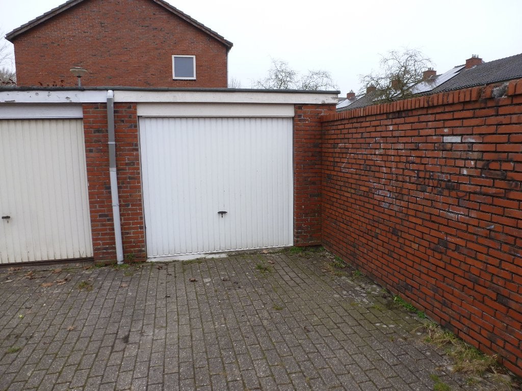 Garagebox te huur.