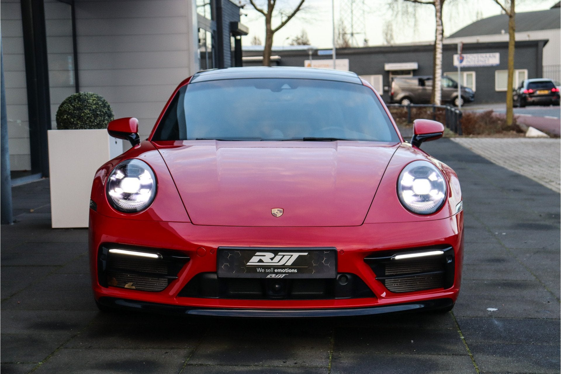 Porsche 911 992 3.0 Carrera 4 S *Pan.dak/Excl.Manufactor/LIF, Automaat, Gebruikt, Zwart, 4 stoelen